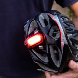 infini-lampa-tylna-olley-r-usb-new-20194.jpg