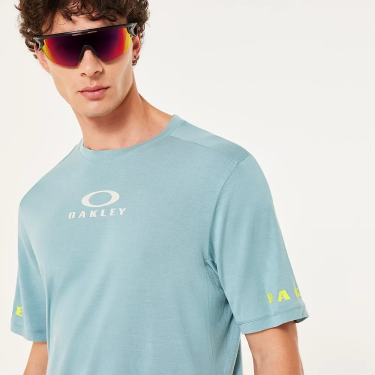 FOA406786__7CC_omdtl1.webp