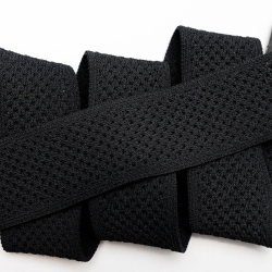 Momentum-Black-webbing-UA-FWCFMO.png
