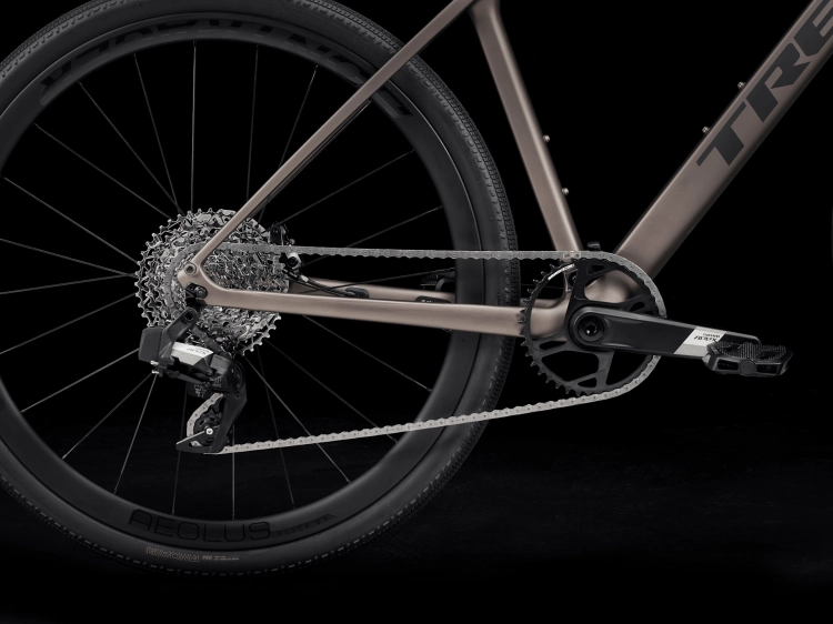FXSport6Carbon-25-47256-A-Alt4.png