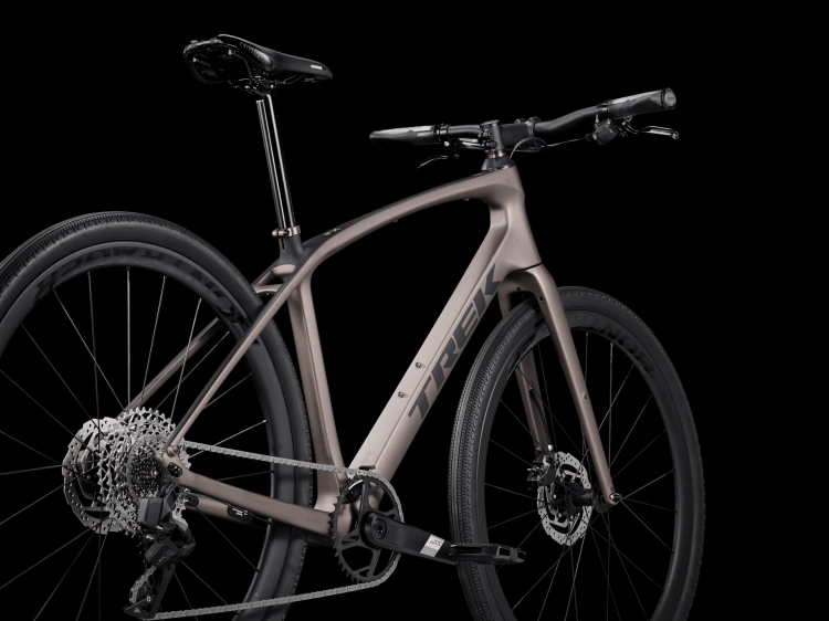 FXSport6Carbon-25-47256-A-Alt1.png