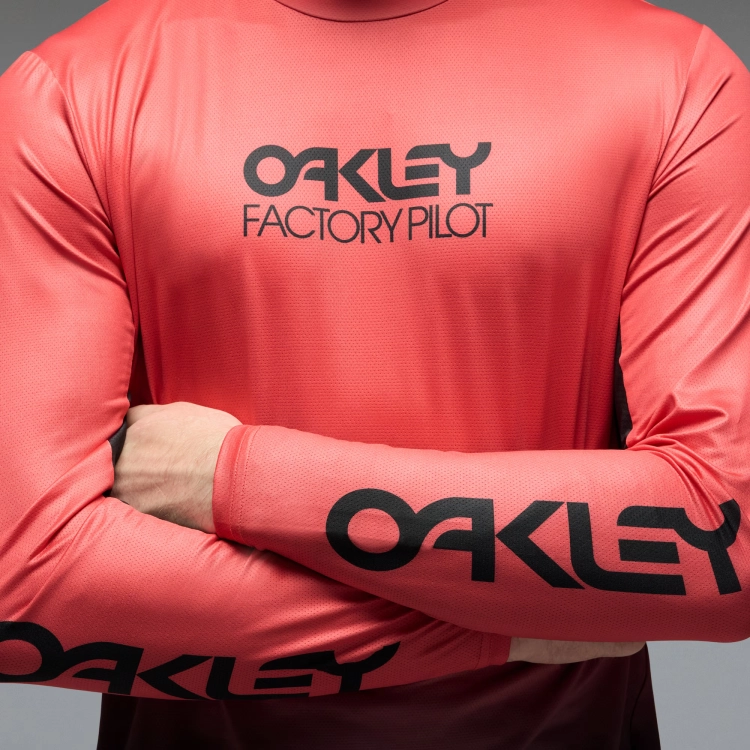 FOA406779__41O_omfb1.png