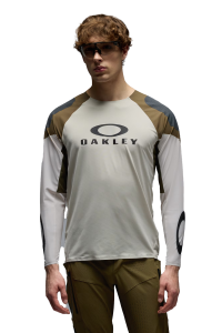 FOA406792__25I_omfb1.png