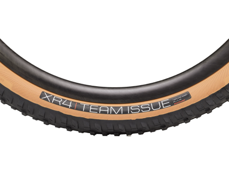 Przejdź do produktu Opona Bontrager XR4 Team Issue TLR 27.5" x 2.4