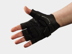 CircuitTwinGelGlove_37097_B_Alt1.png