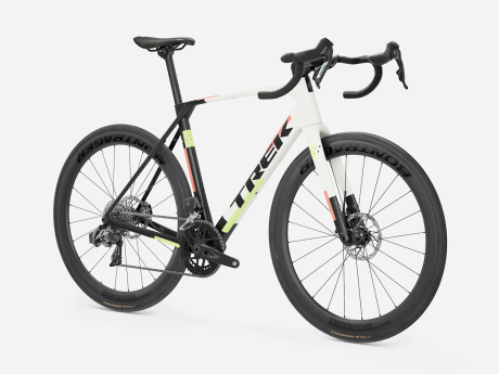 Przejdź do produktu Rower Trek Domane SL 6 AXS Matte Era White/Deep Smoke
